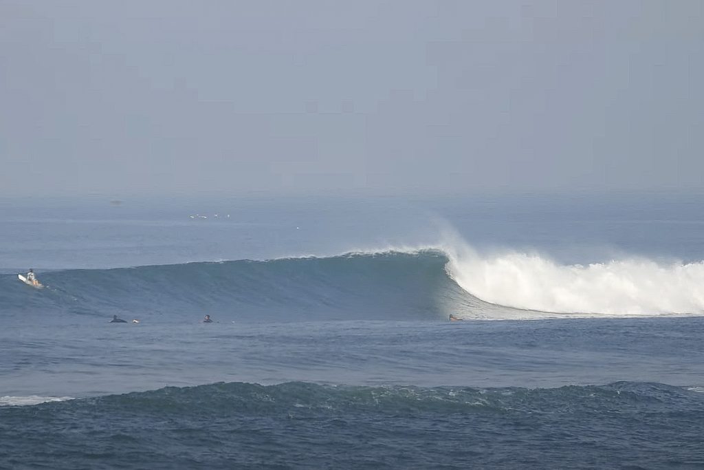 Large right-hander wave at Yeh Gangga